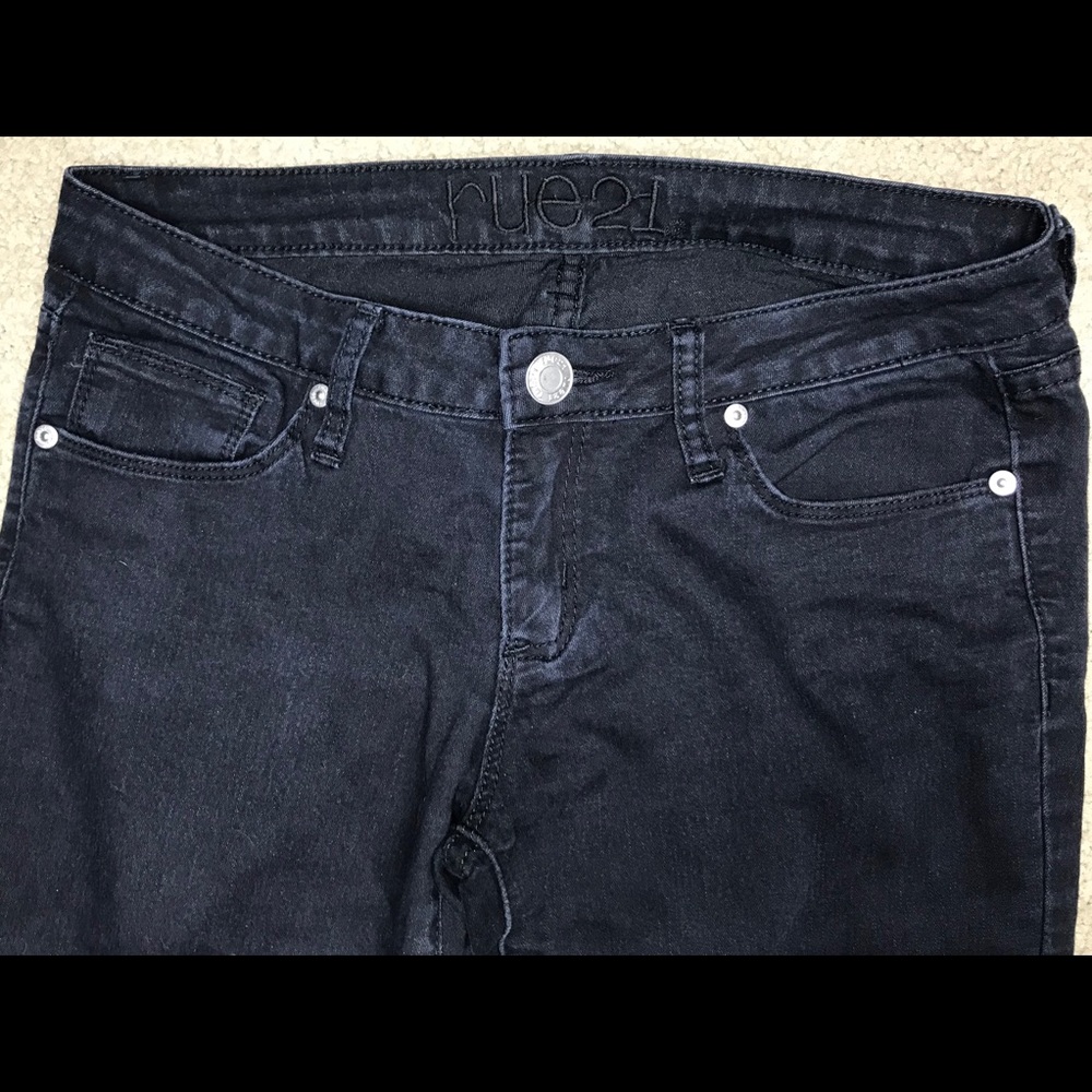 Rue 21 sz 5/6L Black Skinny Jeans
